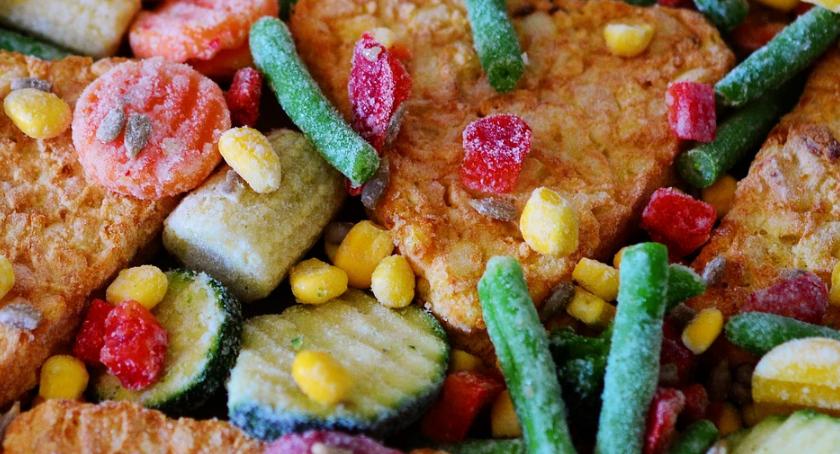 Groźne bakterie w mrożonkach popularnego dyskontu!
