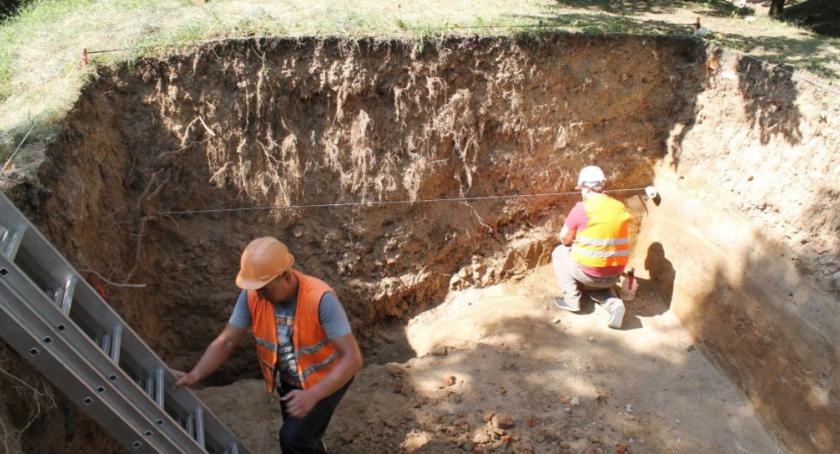 Prace archeologiczne na Podzamczu