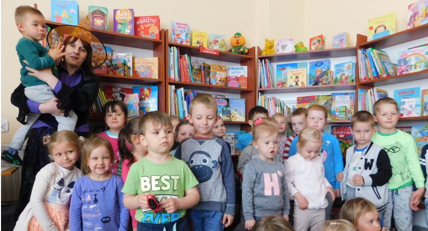 O Andersenie w książnicy