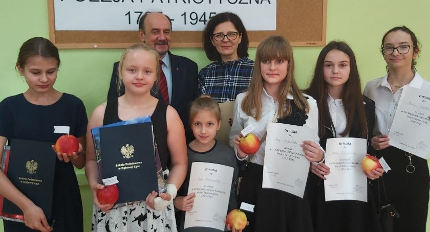 Konkurs poezji patriotycznej „Tu wszędzie Polska”