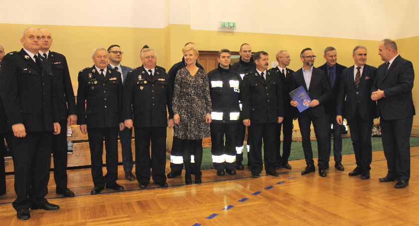 Strażacy ochotnicy wzmocnieni sprzętem