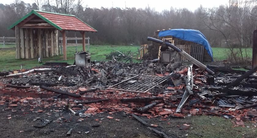 Zgliszcza zamiast domku