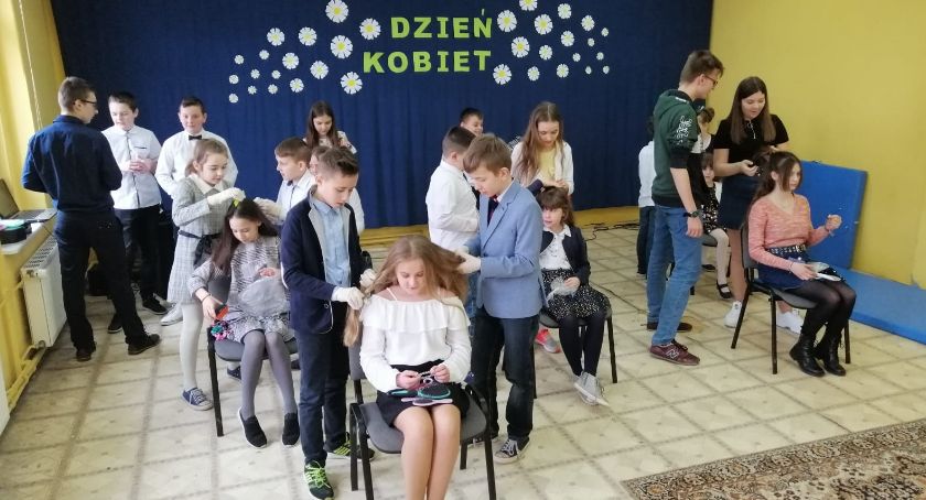Szkolny dzień kobiet