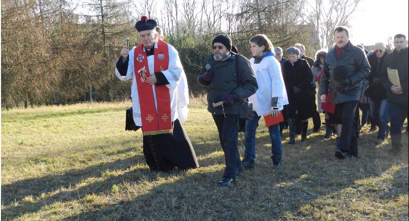 Ponad 20 lat czekali na… zakończenie budowy cmentarza komunalnego