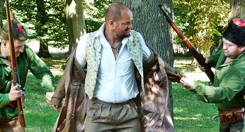 Kręcili film w Sadłowie [dużo zdjęć]