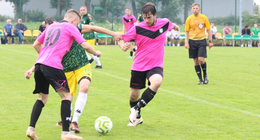 Grot gromi, Skrwa w tarapatach