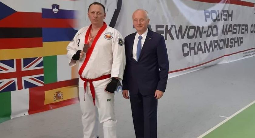 Nasz mistrz taekwondo z medalem
