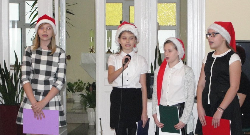 Aktyw biblioteczny kolęduje w DPS 