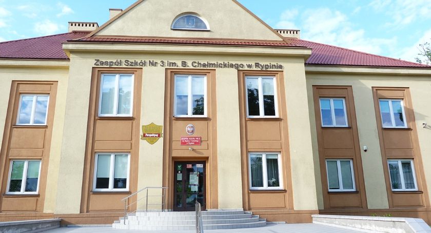 Szkoły z nowym sprzętem