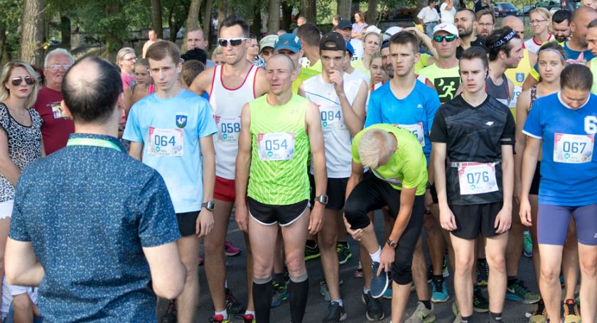 Pobiegną Bose Antki