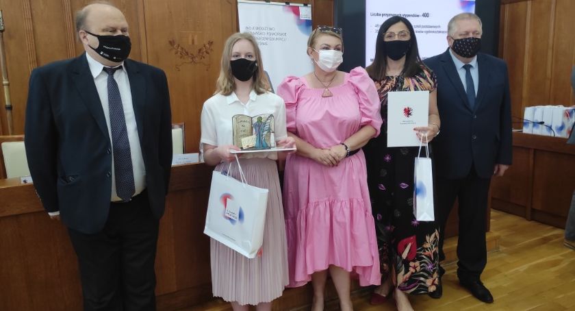Karolina najlepsza w województwie