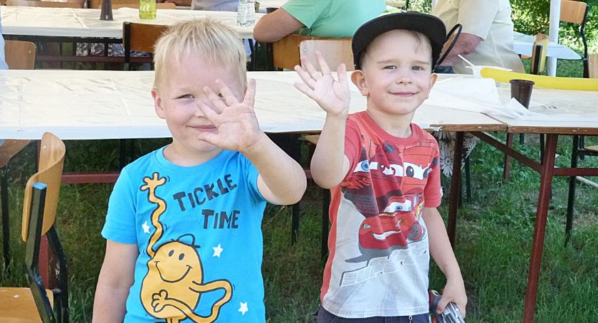 Piknik czy szafki dla szkoły?