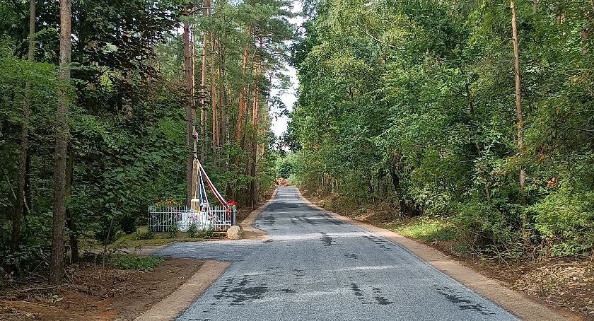 Do sąsiadów nową drogą