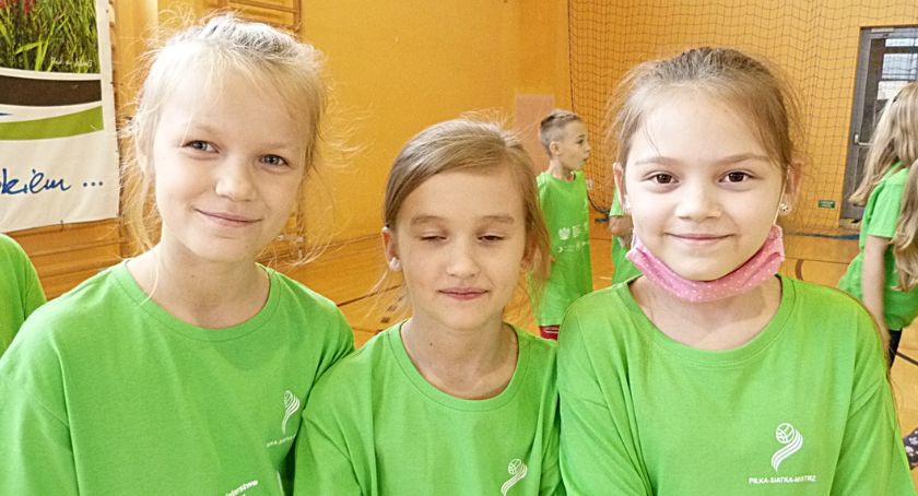 Sportowe szaleństwo trzecioklasistów [zdjęcia]