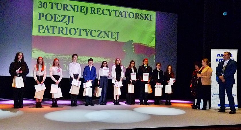 Patriotyczne recytacje w RDK-u [zdjęcia]