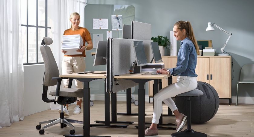 Ergonomiczne i aktywne wyposażenie biura, czyli przepis na zadowolenie z pracy