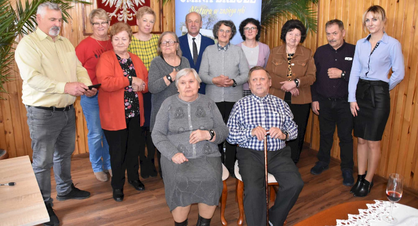 Odebrali bransoletki życia