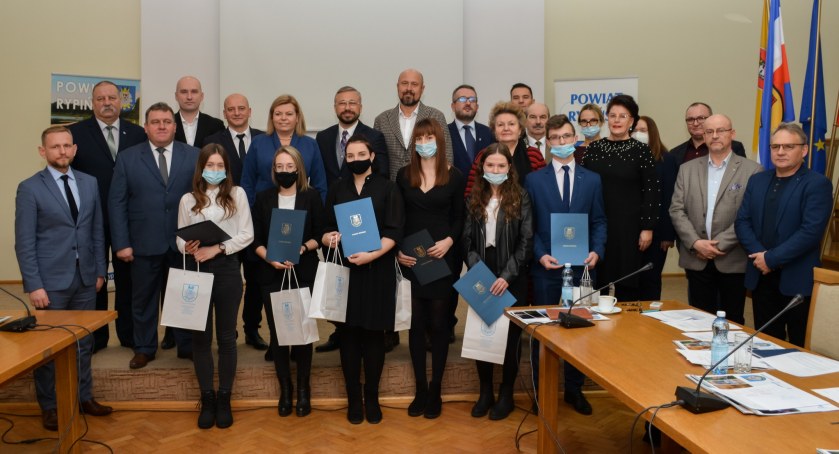Stypendia dla uczniów