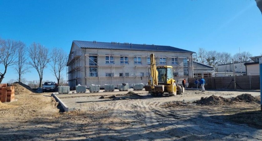 Hala sportowa na ukończeniu
