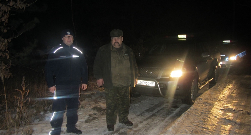 Policjanci walczą  ze złodziejami drewna w powiecie rypińskim