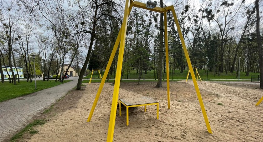 Przybywa atrakcji w miejskim parku