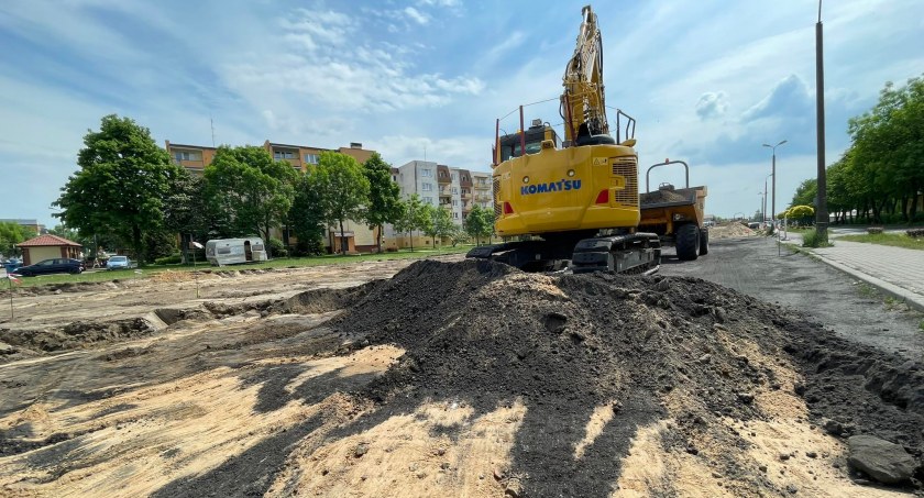 Budują nowy parking