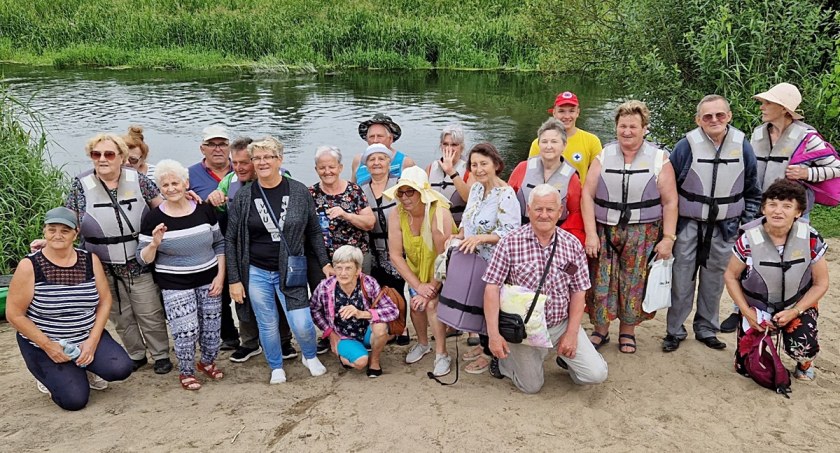 Zajęcia sportowe przed piknikiem seniora [zdjęcia]