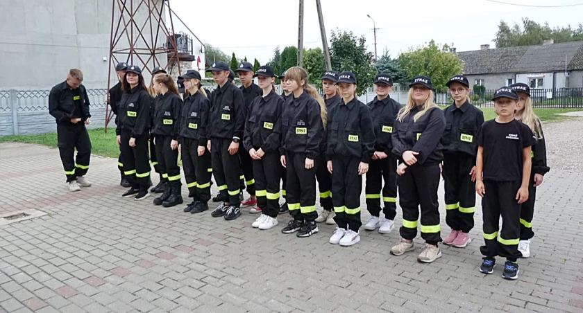 Ćwiczenia przyszłych strażaków [zdjęcia]