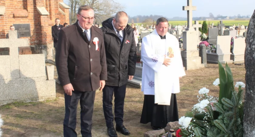 Patriotyczne obchody w Sadłowie [zdjęcia]