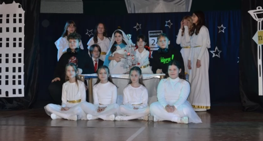 Wystąpiła ponad setka dzieci