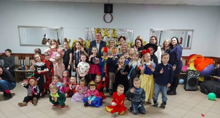 Karnawałowe szaleństwo w Kowalkach [zdjęcia]