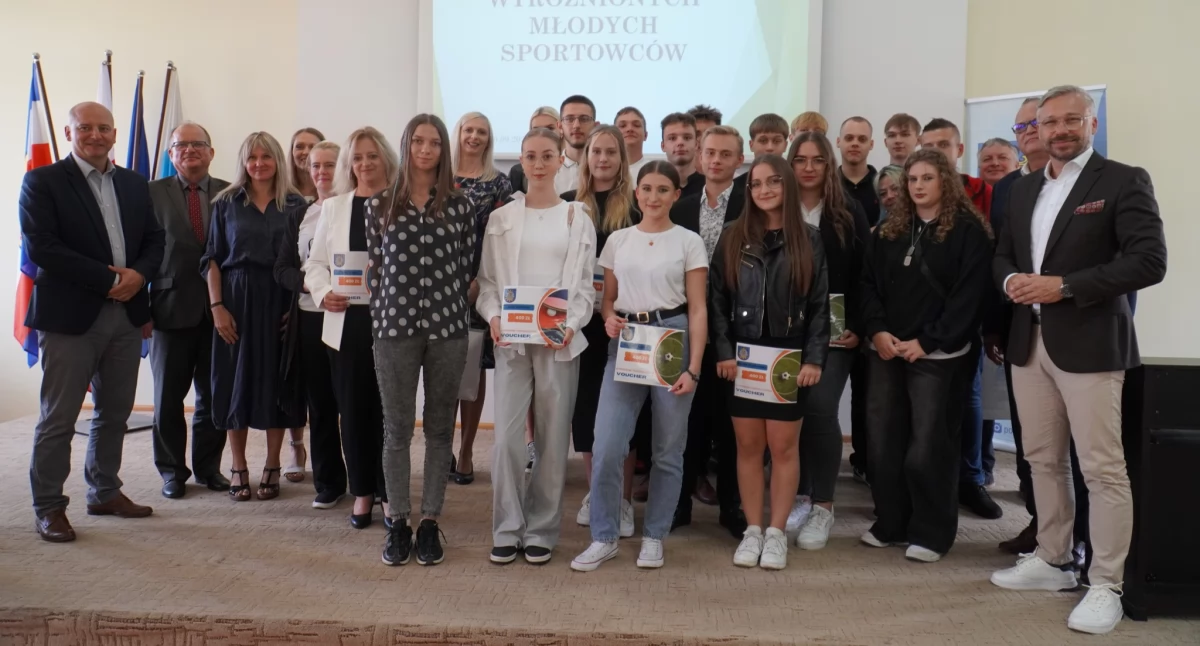 Stypendia dla najlepszych wręczone
