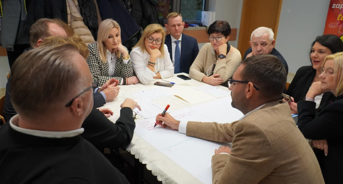 Bezpieczeństwo młodzieży w Internecie