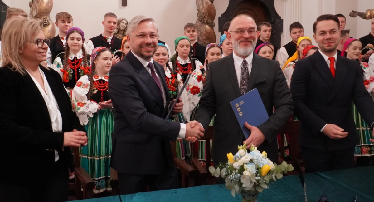Pod rękę z Łowiczem