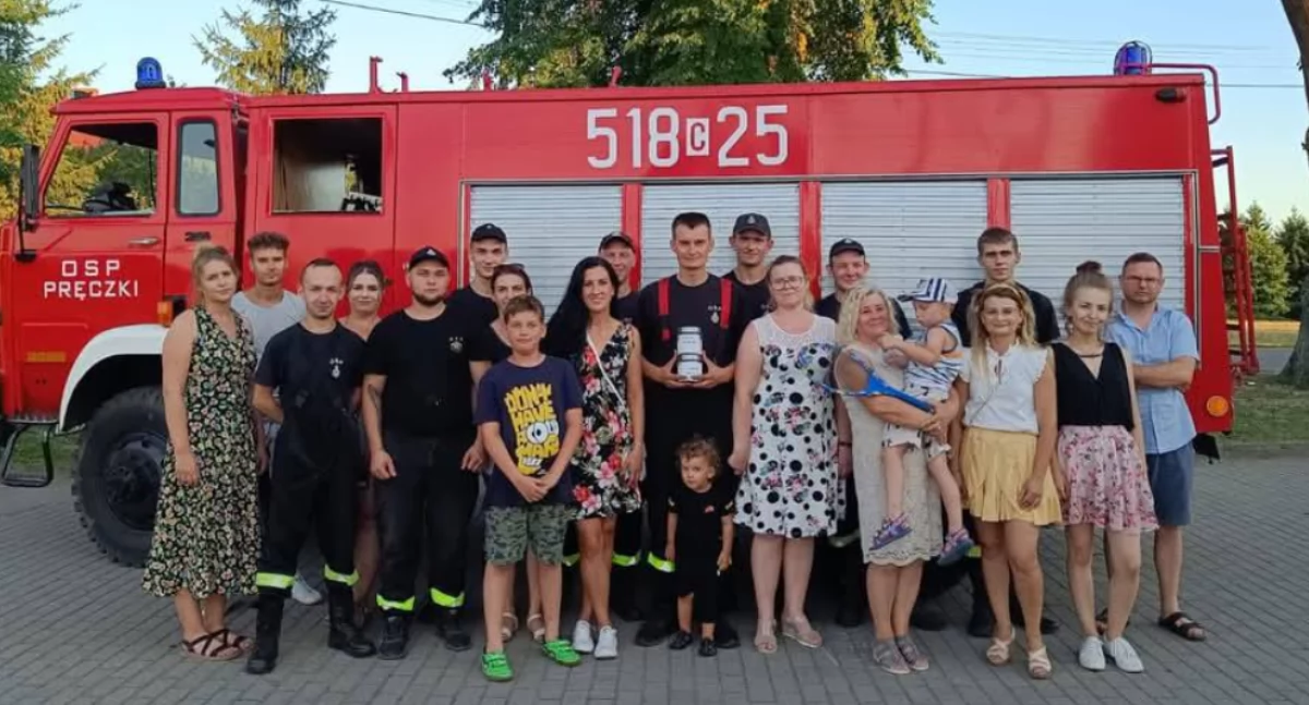 Zbierają wodę dla dzieci z onkologii