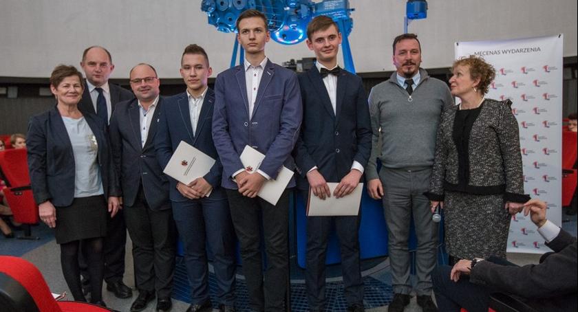 Stypendia dla zdolnych