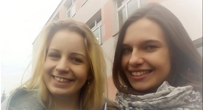 Studentki dzieciom