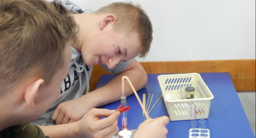 Poczuli chemię do chemii