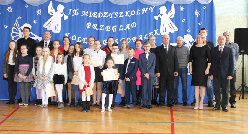 Uczniowie kolędowali w Starorypinie