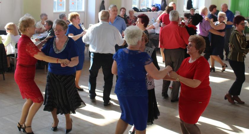 Wiosenna potańcówka u seniorów