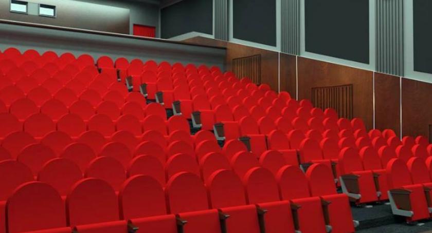 Rypiński Dom Kultury wreszcie z ruchomą sceną