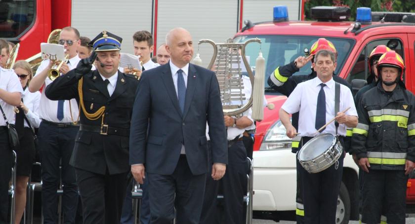 Minister Brudziński  świętował ze strażakami