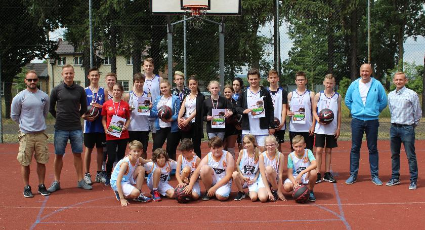 Rywalizacja fanów basketu