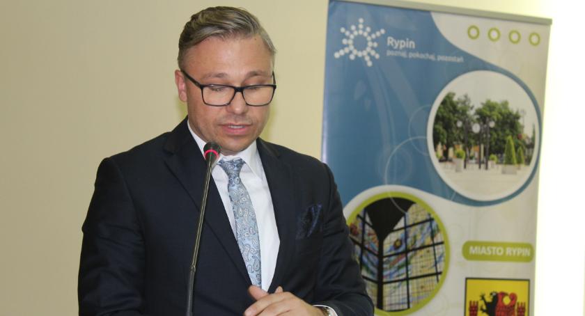Wiemy ile zarobi nowy starosta powiatu rypińskiego