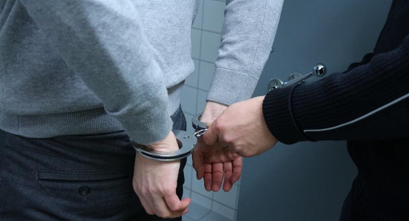 Poszukiwany listem gończym wpadł podczas kontroli drogowej