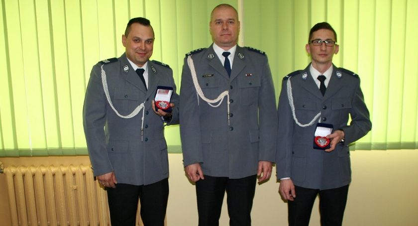 Ci policjanci mają kryształowe serca