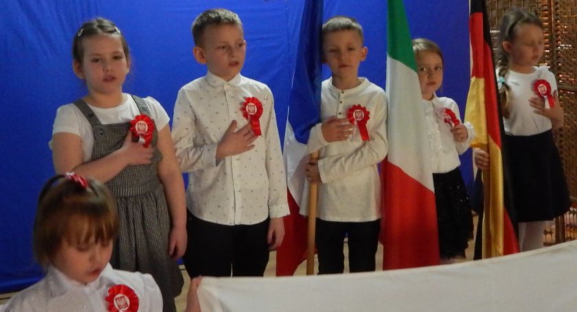 Patriotyzmu uczą od najmłodszych lat