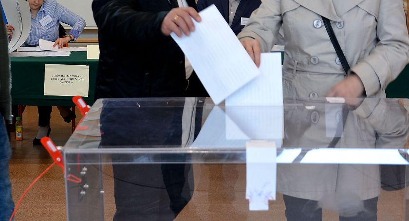 PiS zgarnął gminy, ale nie miasto