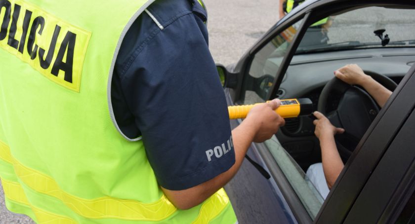 Kolejni pijani kierowcy złapani