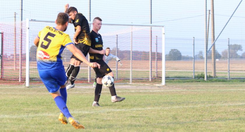 Lech gromi w sparingu